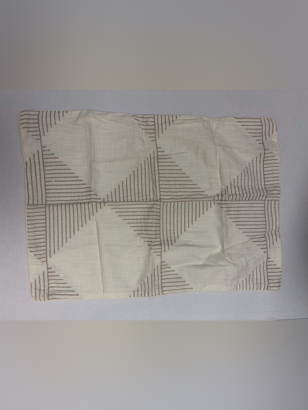 Pillow cover checker print beige